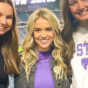 Meet your Posher, Hailey